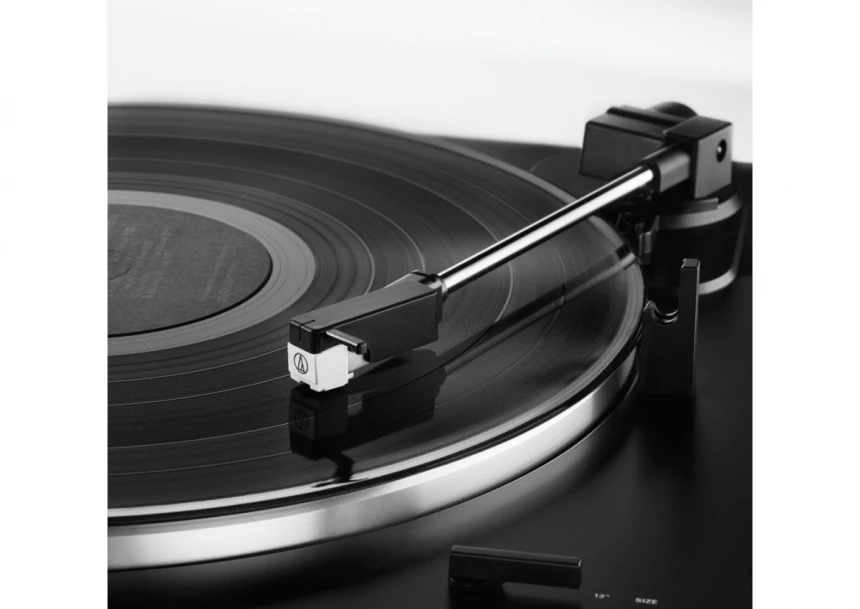 AT Gramofon AT-LP60XBTBK (AT-LP60XBTBK)