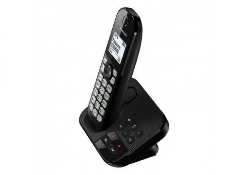 Bežicni telefon Panasonic KX-TGC463GB sa tri slušalice i sekretaricom