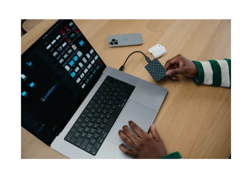 Eksterni SSD 1TB Verbatim Store 'n' Go Mini Diamond 32025 USB 3.2/USB-C
