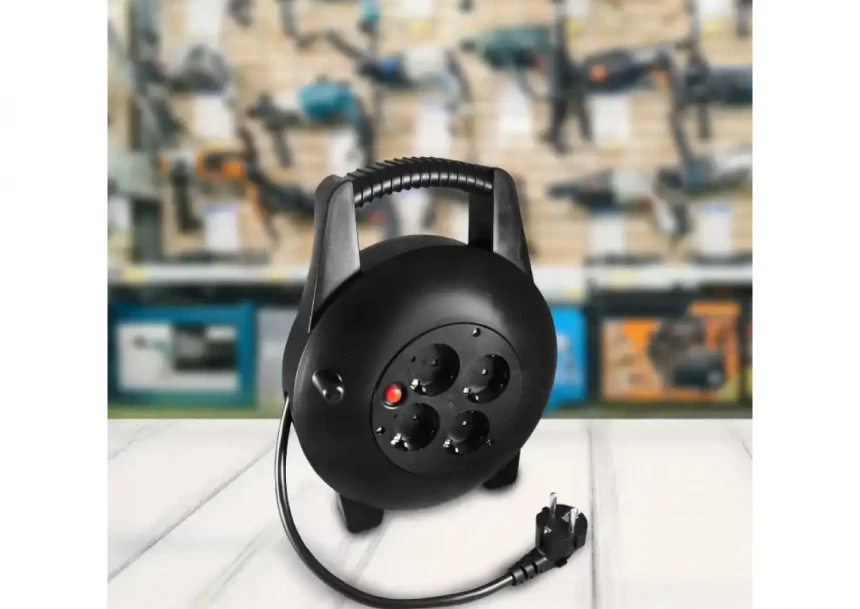 Produžni kabal na namotaju Prosto HJR4-10-P 10m 1.5mm2/IP20/4 utičnice