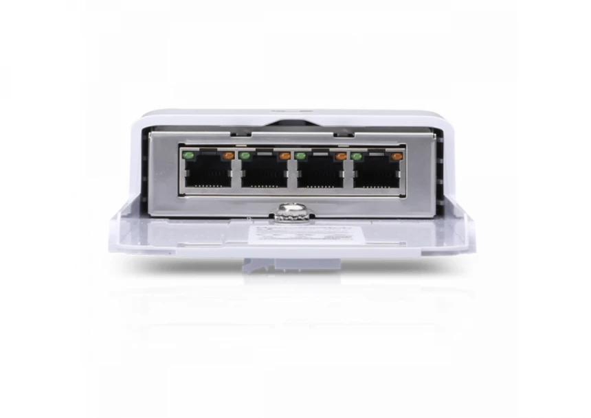 Ubiquiti NanoSwitch N-SW Outdoor 4-Port PoE Passthrough Switch